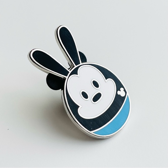 2023 Disney Hidden Mickey Mystery Pin Rabbit Eggs - Oswald the Lucky Rabbit - Picture 3 of 6